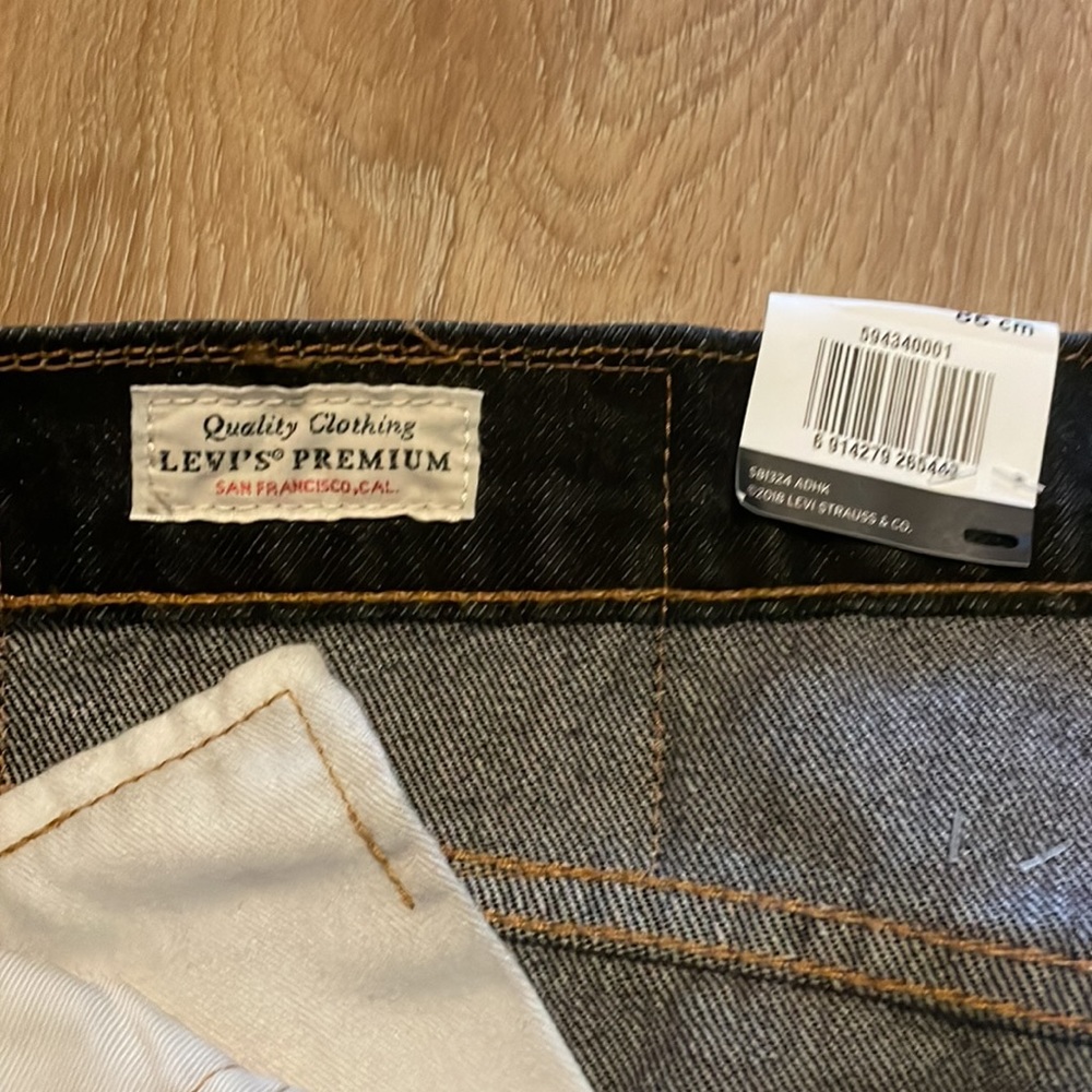 Levi’s Premium Hi-ball roll jeans - Picture 9 of 15